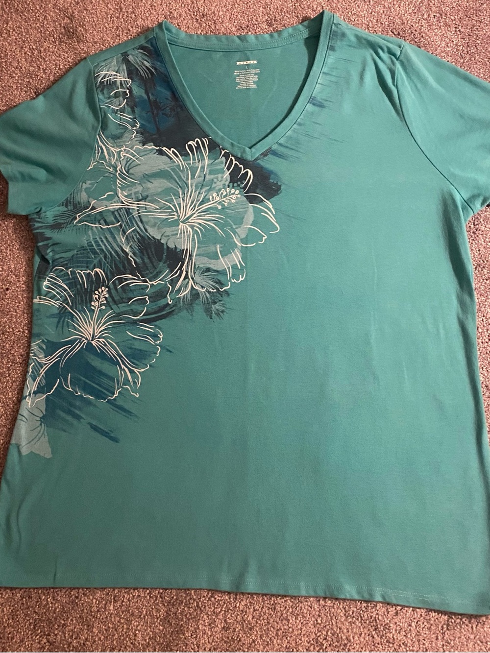 Kohl's Teal V-Neck Short Sleeve Top with White Floral Accent